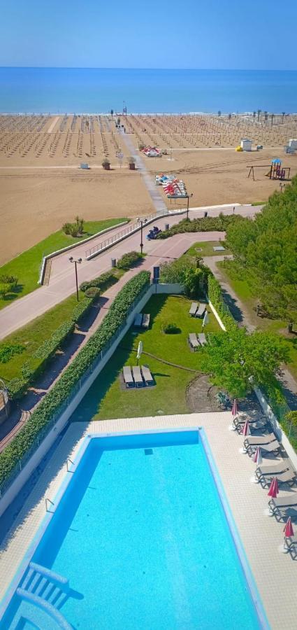 Residence Panorama Apart Hotel Bibione Exteriör bild