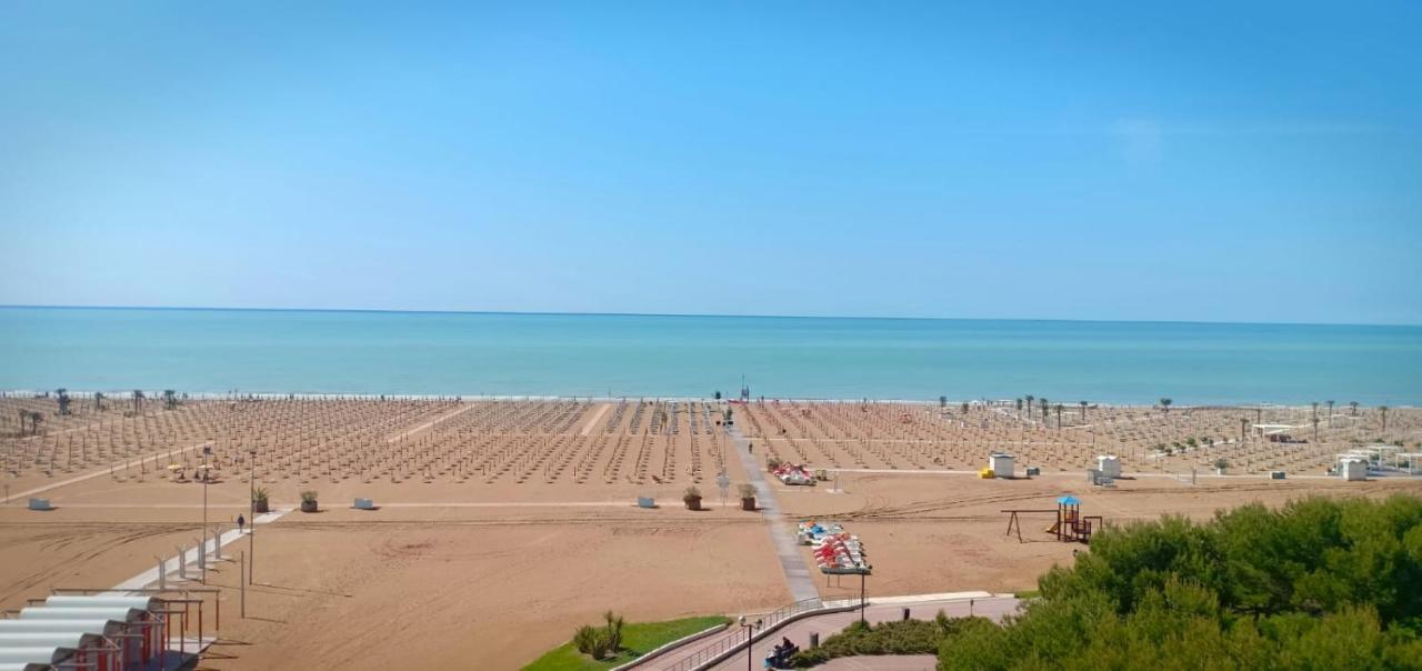 Residence Panorama Apart Hotel Bibione Exteriör bild